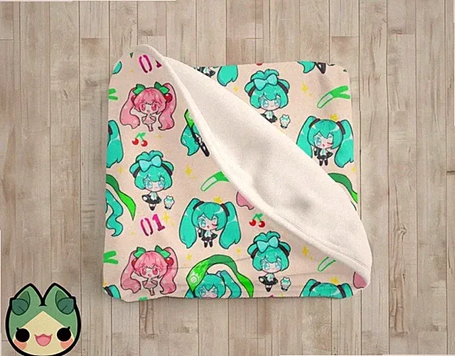 Miku Flannel Blanket – Anime Gamer Cozy Throw