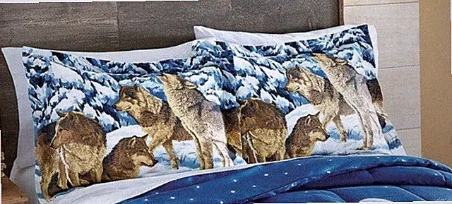 NEW MIDNIGHT WOLVES Bedding Howling Pack Wolf Bedding 2 Shams, Queen Bed Skirt